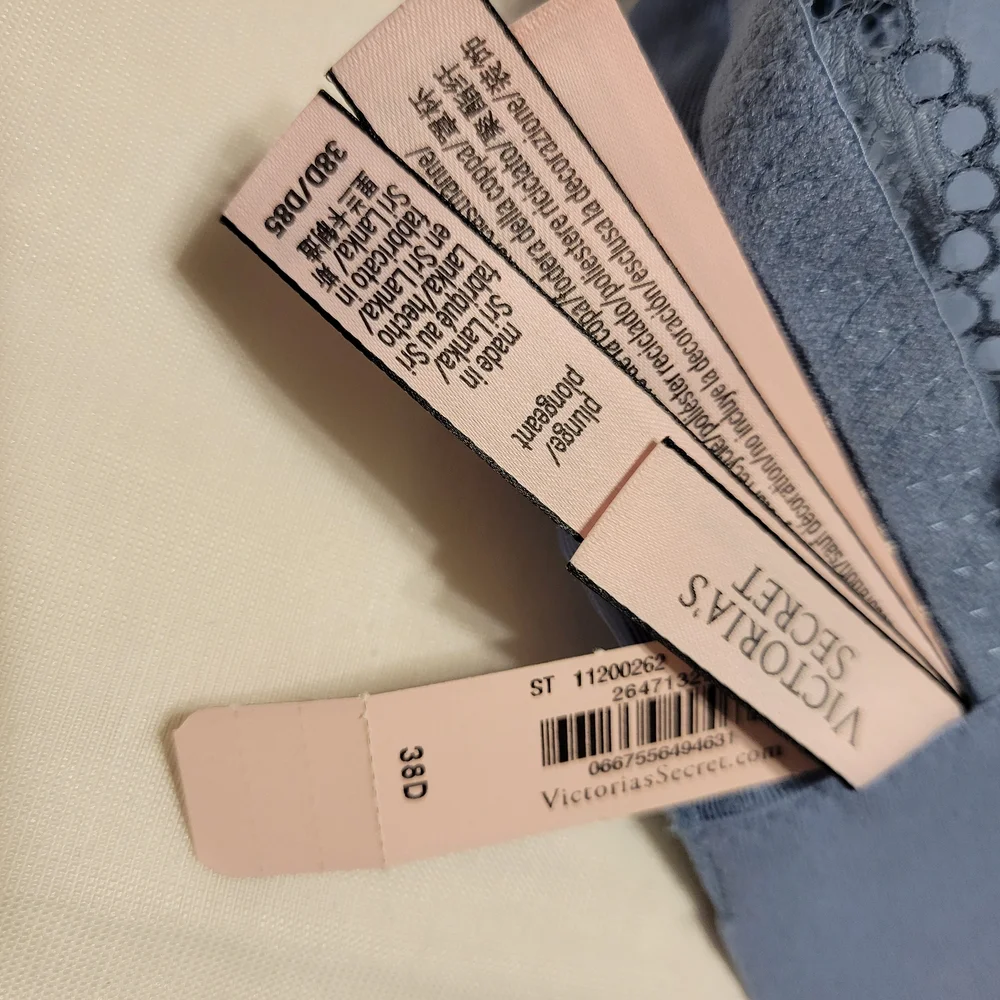 Victoria's Secret Light Blue Lace Underwire Bra